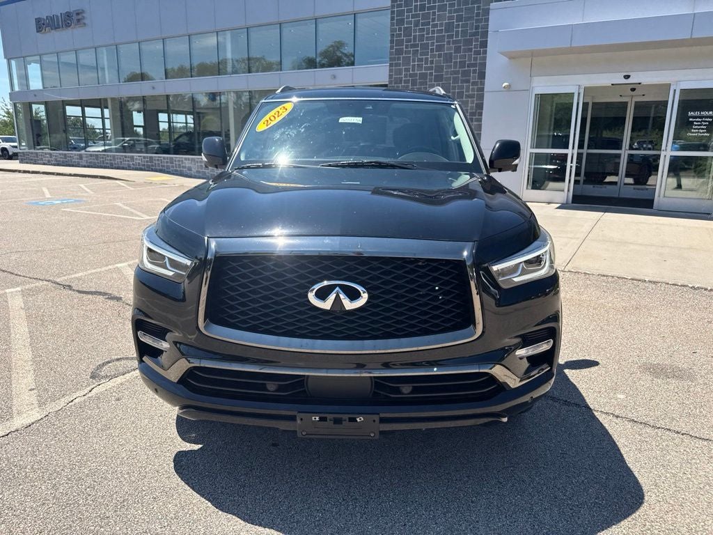 2023 INFINITI QX80 Premium Select