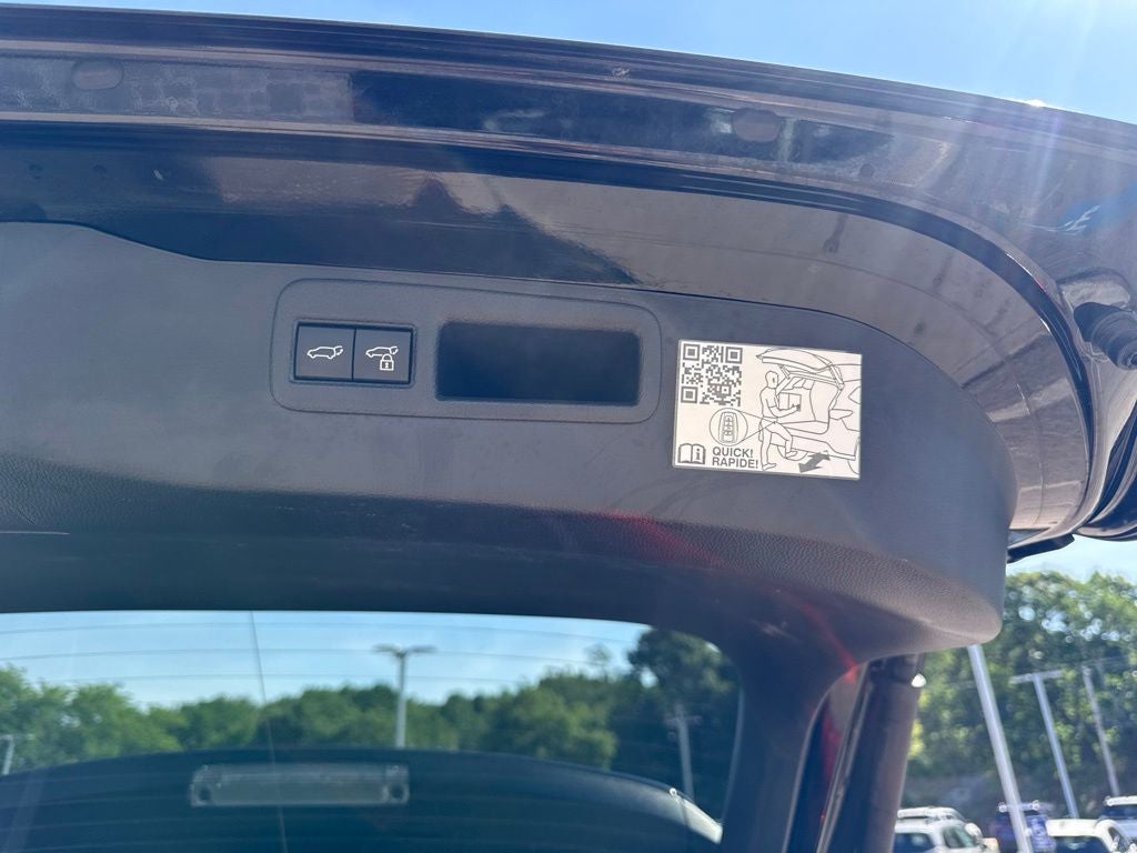 2023 Toyota Venza LE