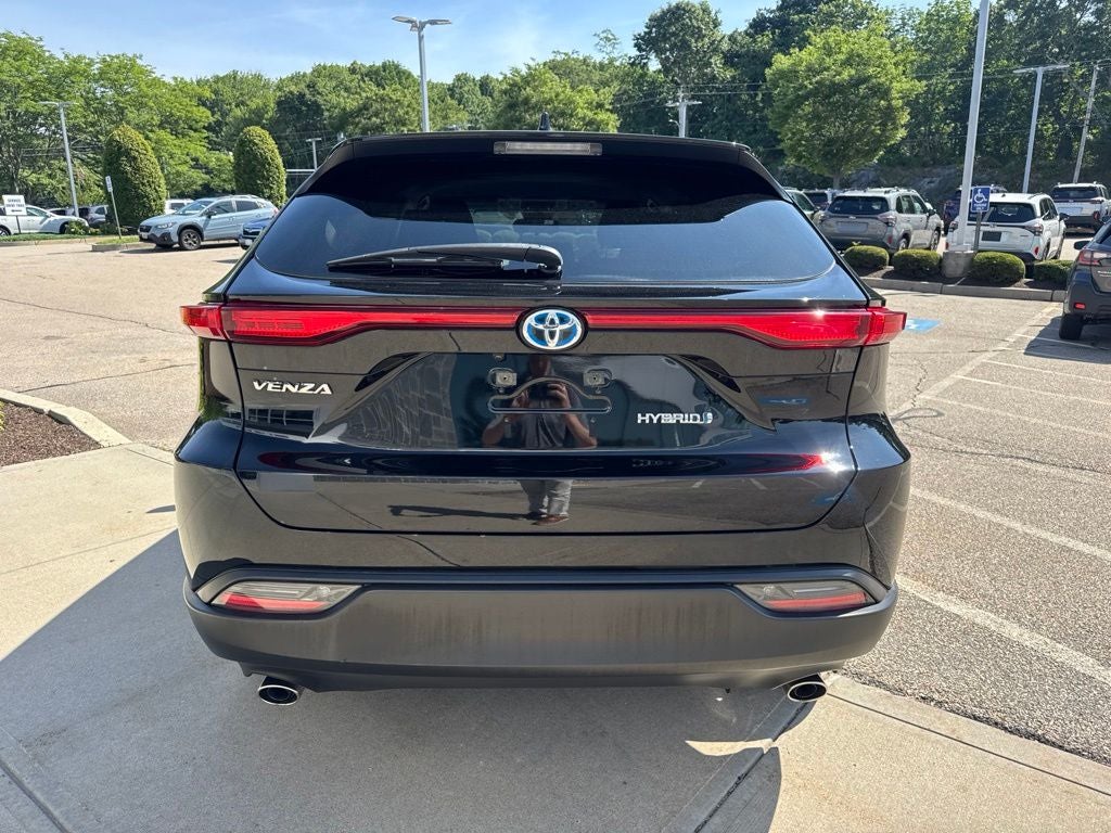 2023 Toyota Venza LE