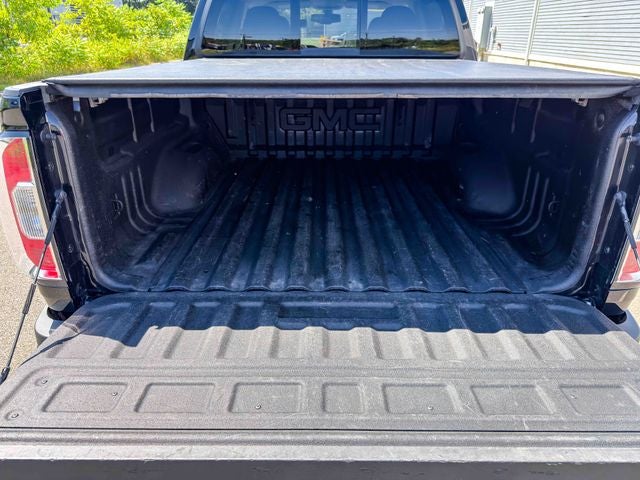 2022 GMC Canyon AT4 w/Cloth