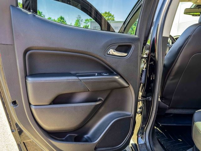 2022 GMC Canyon AT4 w/Cloth