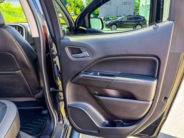 2022 GMC Canyon AT4 w/Cloth