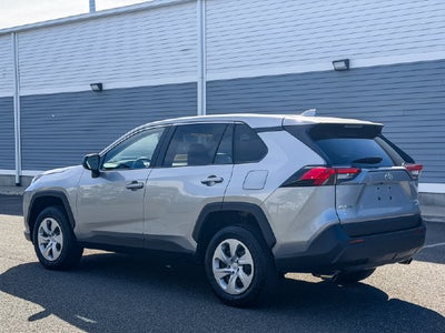 2025 Toyota RAV4 LE