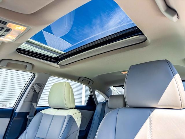 2016 Toyota Avalon Hybrid Limited