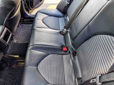 2022 Toyota Camry Hybrid SE