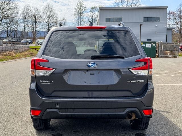 2021 Subaru Forester Base