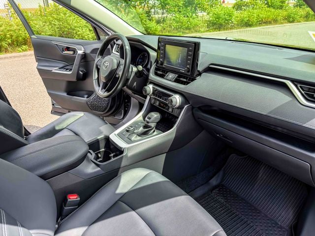 2022 Toyota RAV4 Hybrid XLE Premium