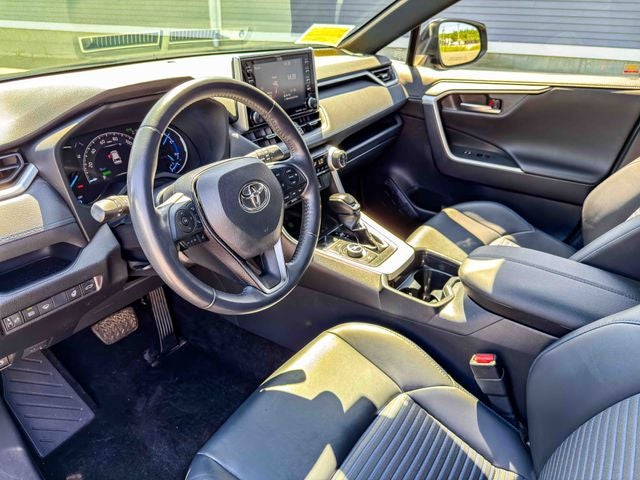 2019 Toyota RAV4 Hybrid XSE