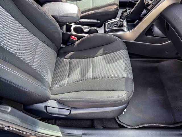 2016 Hyundai Elantra GT Base