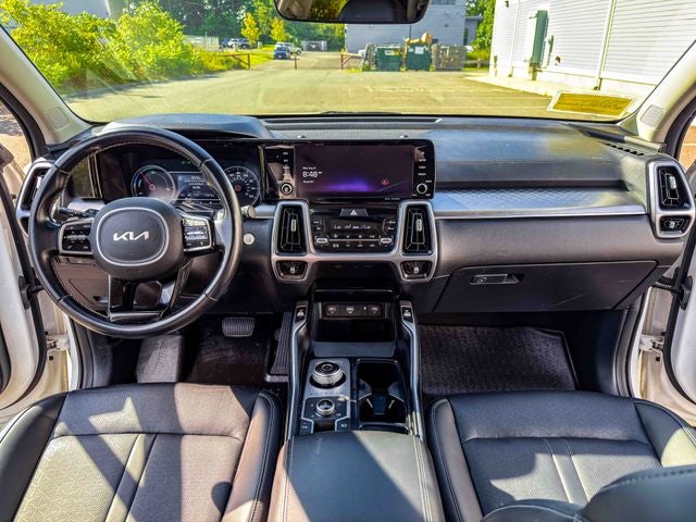 2023 Kia Sorento Hybrid EX