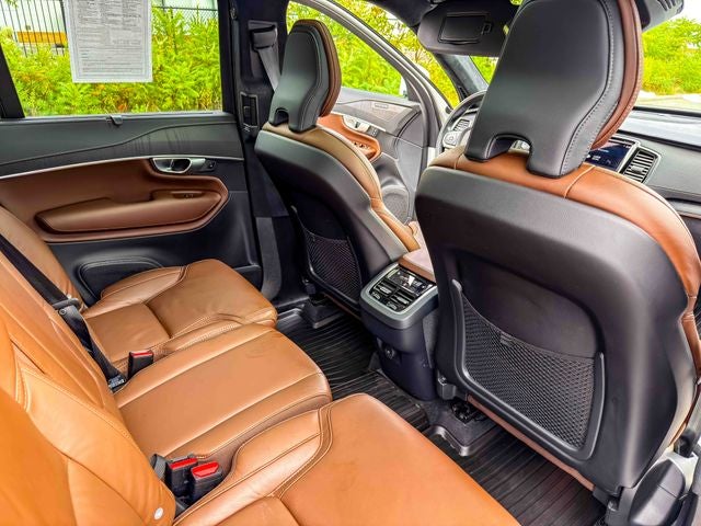 2022 Volvo XC90 T6 Inscription