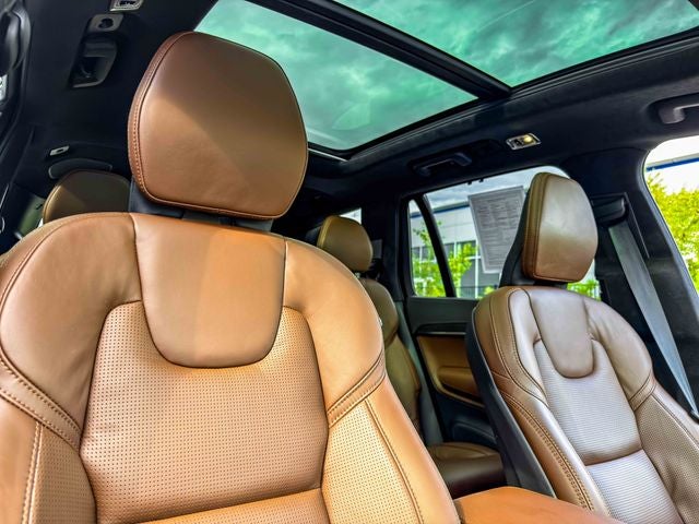 2022 Volvo XC90 T6 Inscription