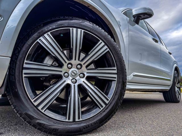 2022 Volvo XC90 T6 Inscription