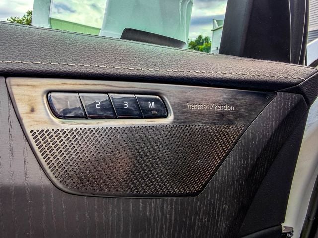 2022 Volvo XC90 T6 Inscription