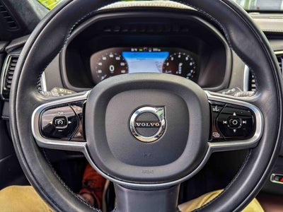 2022 Volvo XC90 T6 Inscription