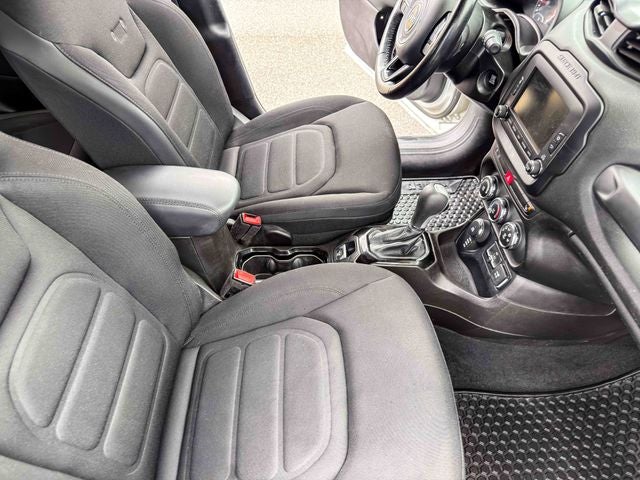 2017 Jeep Renegade Altitude