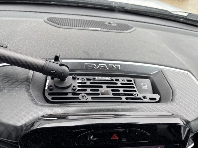 2025 RAM 1500 Big Horn 4x4 Crew Cab 5'7 Box