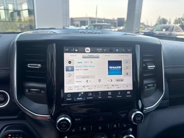 2024 RAM 1500 Laramie 4x4 Crew Cab 5'7 Box