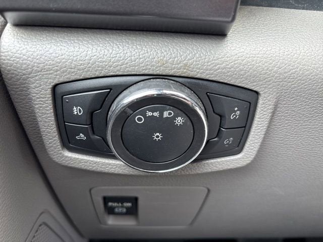 2015 Ford F-150 4WD SuperCab 145 XLT