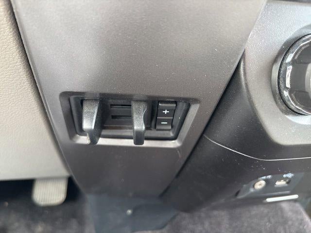 2015 Ford F-150 4WD SuperCab 145 XLT