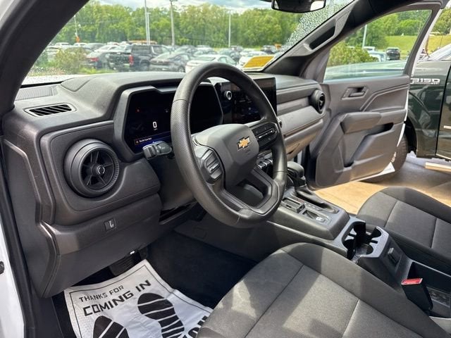 2024 Chevrolet Colorado 2WD Crew Cab WT