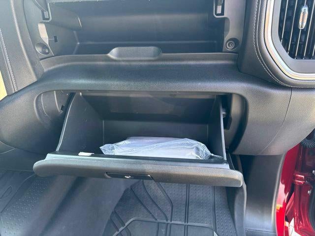 2021 Chevrolet Silverado 1500 4WD Double Cab 147 LT w/1LT