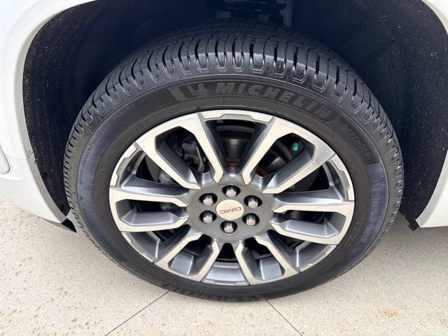 2021 GMC Acadia AWD 4dr Denali