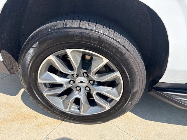 2023 Chevrolet Suburban 2WD 4dr Premier