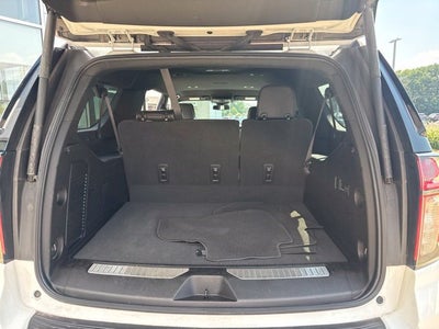 2023 Chevrolet Suburban 2WD 4dr Premier