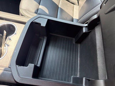 2023 Chevrolet Suburban 2WD 4dr Premier