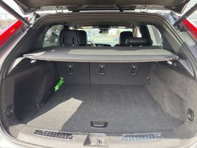 2025 Cadillac XT4 AWD 4dr Premium Luxury