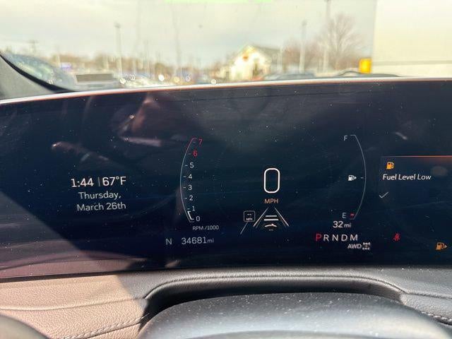 2025 Cadillac XT4 AWD 4dr Premium Luxury
