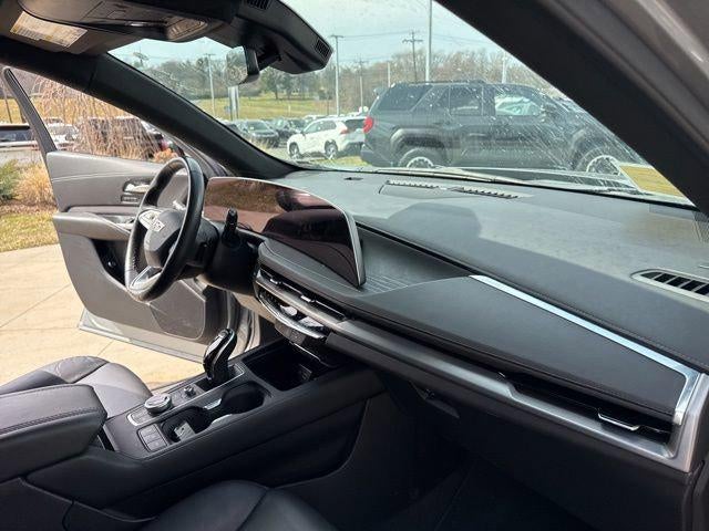 2025 Cadillac XT4 AWD 4dr Premium Luxury