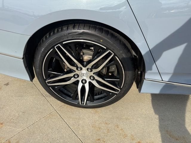 2022 Honda Accord Hybrid Touring Sedan
