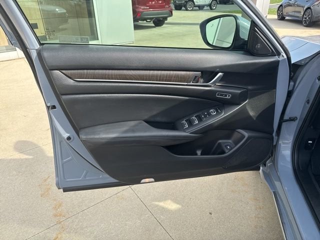 2022 Honda Accord Hybrid Touring Sedan