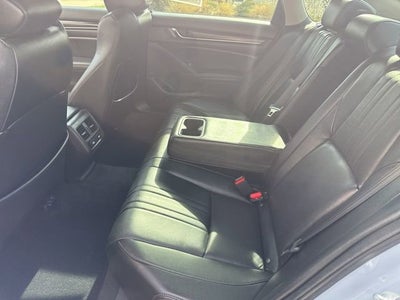 2022 Honda Accord Hybrid Touring Sedan
