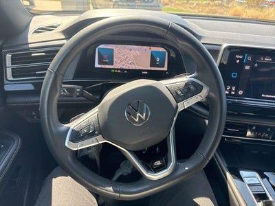 2025 Volkswagen Atlas Cross Sport 2.0T SEL Premium R-Line 4MOTION