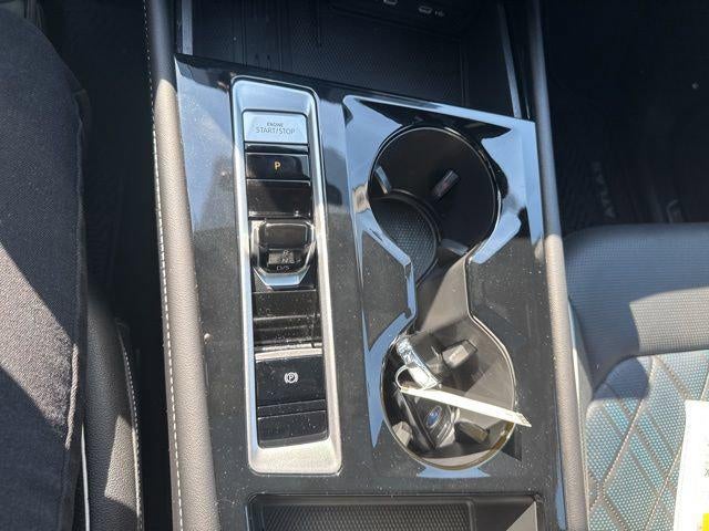 2025 Volkswagen Atlas Cross Sport 2.0T SEL Premium R-Line 4MOTION