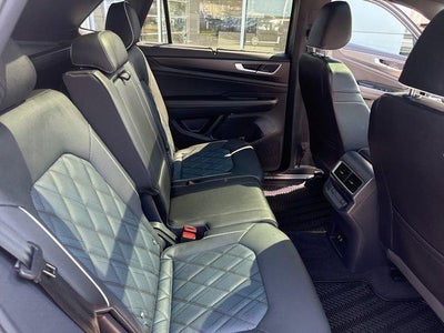 2025 Volkswagen Atlas Cross Sport 2.0T SEL Premium R-Line 4MOTION