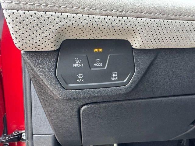2024 Volkswagen Atlas Cross Sport 2.0T SEL Premium R-Line 4MOTION