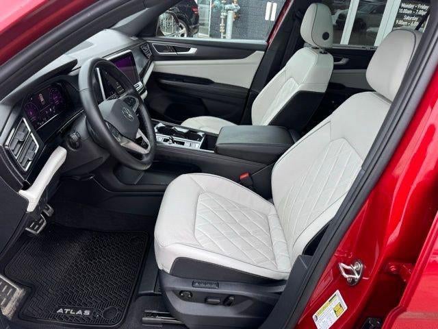 2024 Volkswagen Atlas Cross Sport 2.0T SEL Premium R-Line 4MOTION