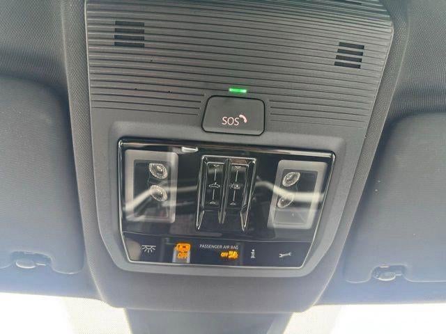 2024 Volkswagen Atlas Cross Sport 2.0T SEL Premium R-Line 4MOTION