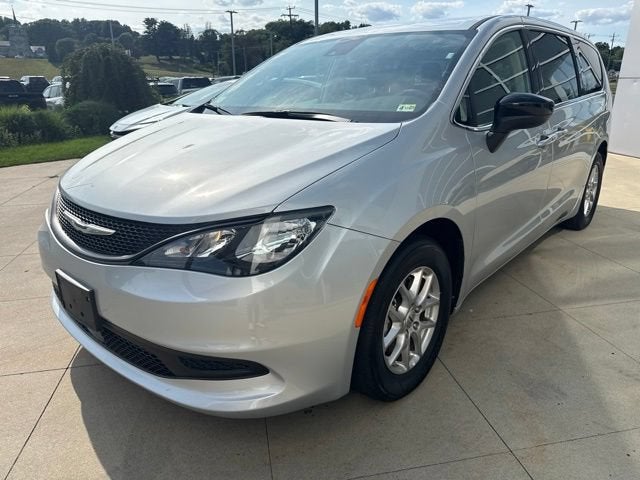 2024 Chrysler Voyager LX FWD