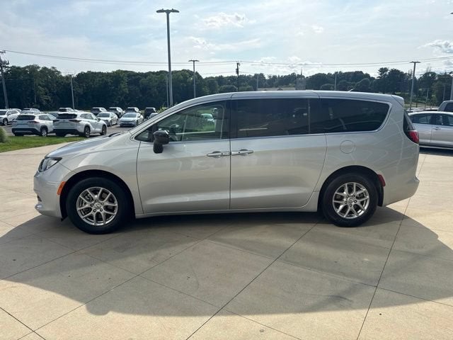 2024 Chrysler Voyager LX FWD