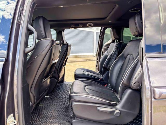 2023 Chrysler Pacifica Hybrid Hybrid Limited FWD