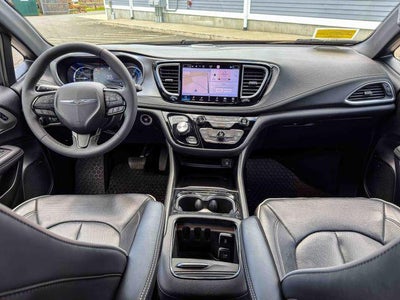 2023 Chrysler Pacifica Hybrid Hybrid Limited FWD