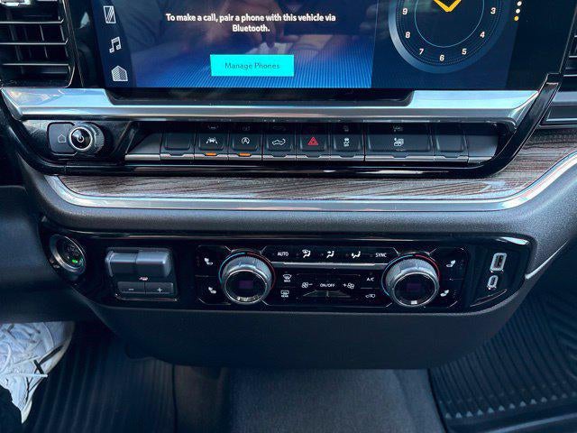 2025 Chevrolet Silverado 1500 4WD Crew Cab 147 LT w/1LT