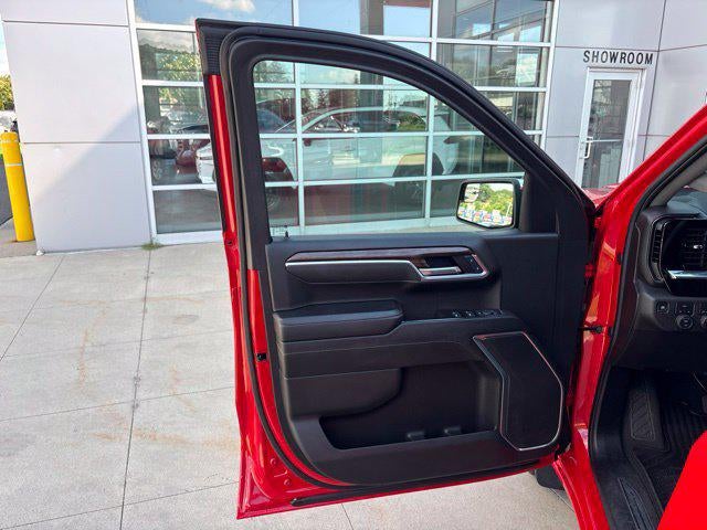 2025 Chevrolet Silverado 1500 4WD Crew Cab 147 LT w/1LT