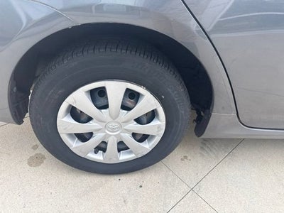 2011 Toyota Corolla 4dr Sdn Auto LE