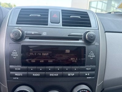 2011 Toyota Corolla 4dr Sdn Auto LE